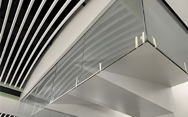 石河子乡玻璃挡烟垂壁